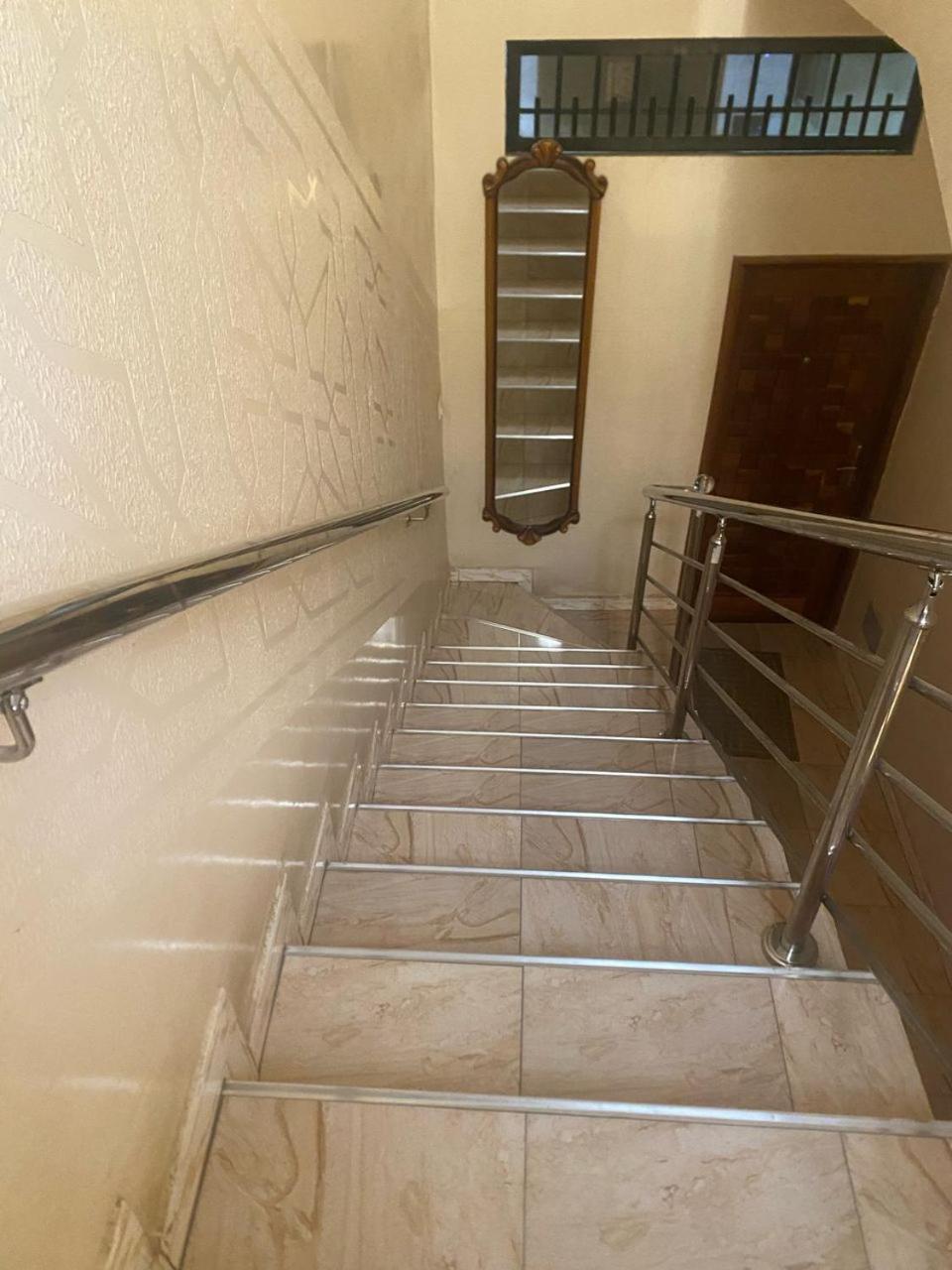 Residence Adja Binta Kane Sour Дакар Екстер'єр фото